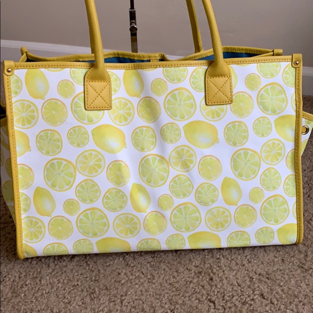 Dooney and bourke - Picture 4 of 16